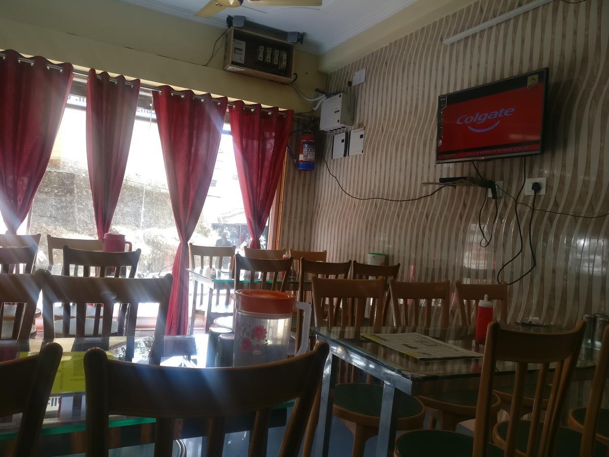 Galaxy Hotel & Restaurant Lansdowne Kültér fotó